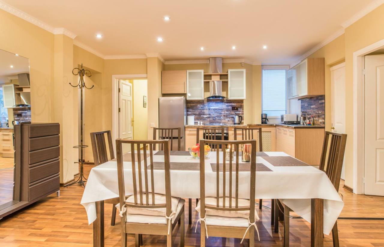 Charming Spacious 3 Bedroom In Old Town Riga Buitenkant foto